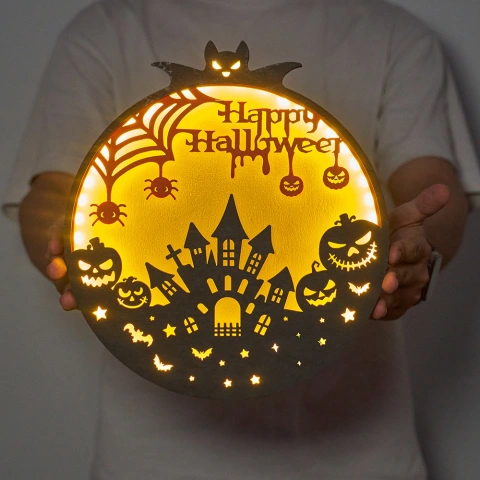Halloween Castle 3D Wooden Carving Front Door Sign, Suitable for Home Decoration, Holiday Gift